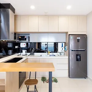  Apartment Home, Cosy&luxury - 5mins To Airport, Free Pool&gym, Airport Pick Up Service